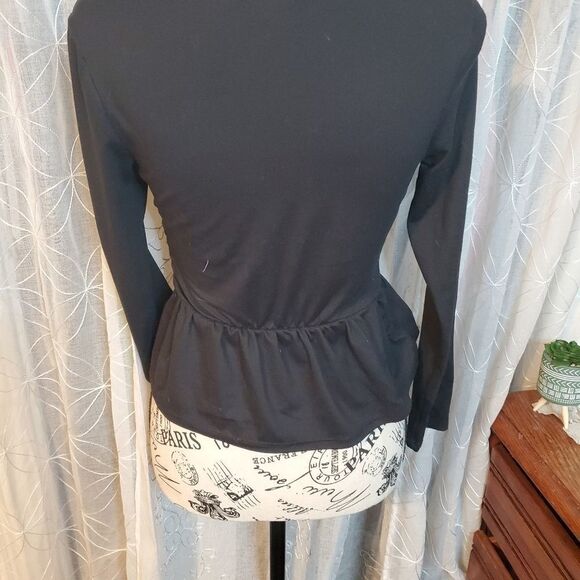 RAGDOLL black cropped top sz small - Picture 3 of 5